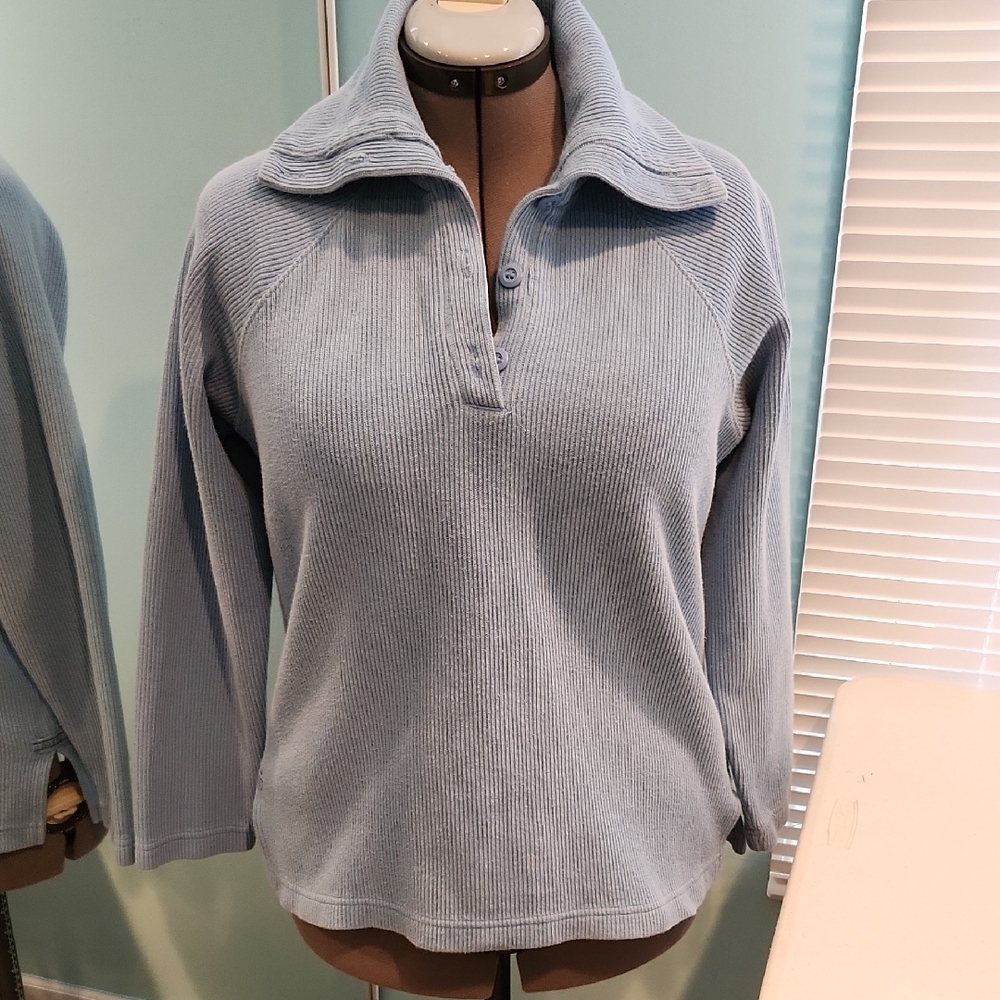 Liz Claiborne Light Blue Sweater